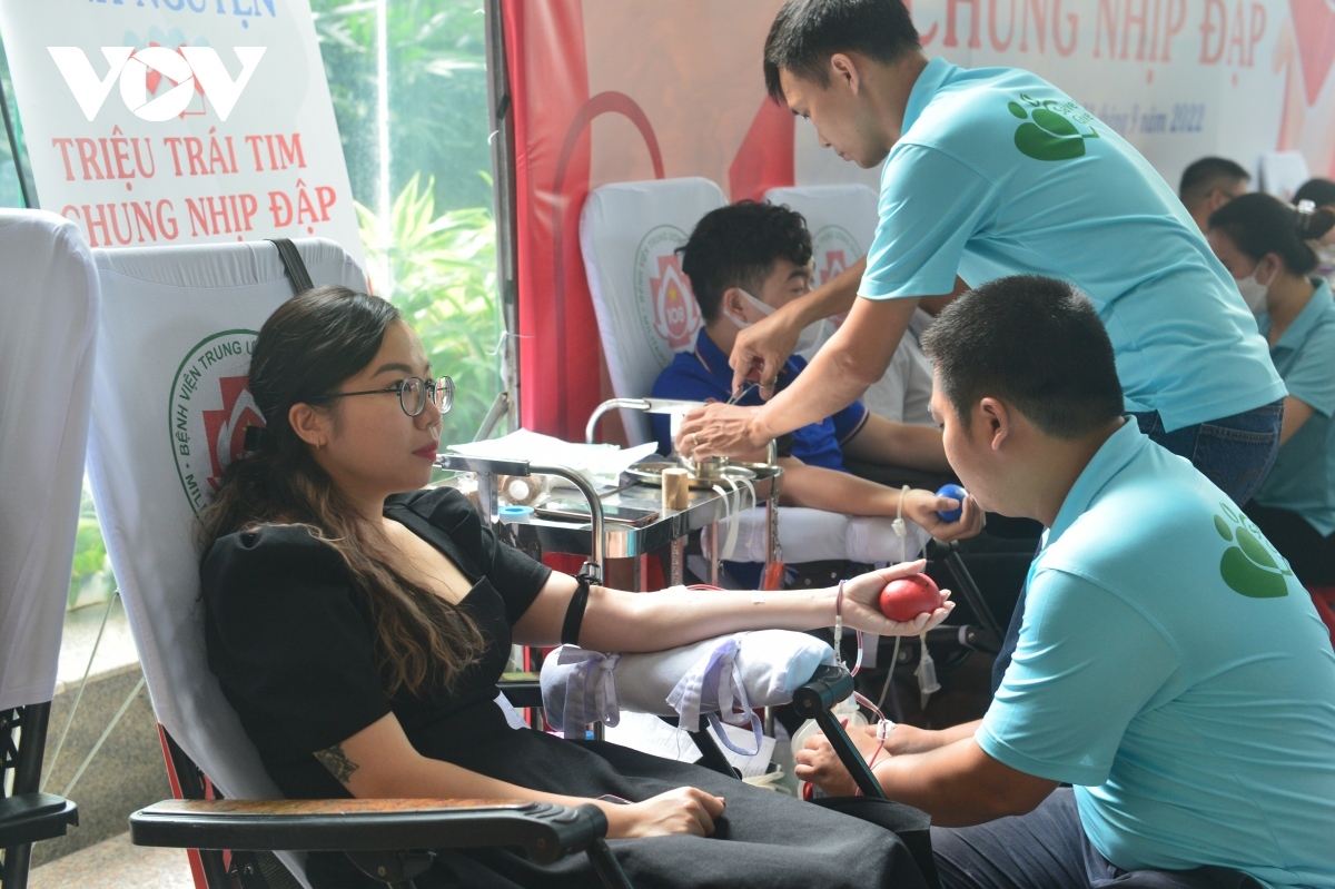 Largest blood donation festival collects 8,000 blood units